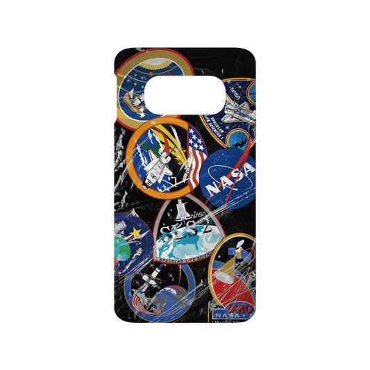 RHINOSHIELD | Cosmos SolidSuit Samsung Galaxy S10e Case - Astronaut Suit - Insignia Patches